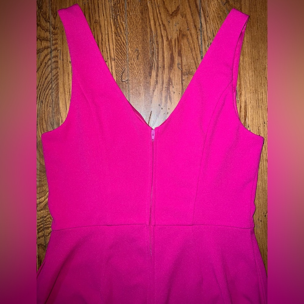Crystal Sky Women’s Hot Pink Romper! Size Medium. - Picture 9 of 12